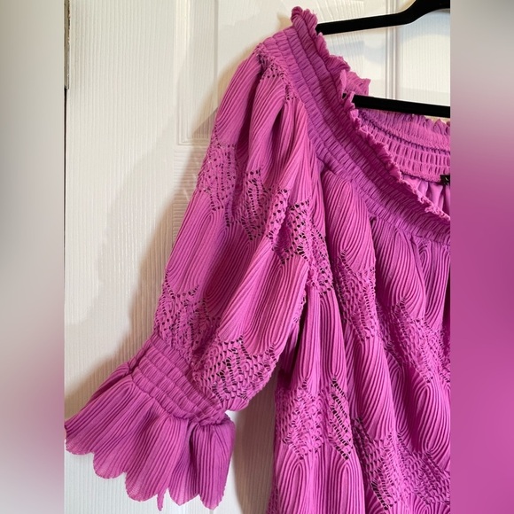 LANE BRYANT Women’s Plus Size Smocked Off The Shoulder Pleated Top Size 22/24 - Picture 5 of 11